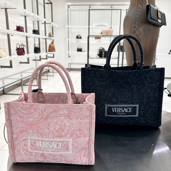 ari_luxury